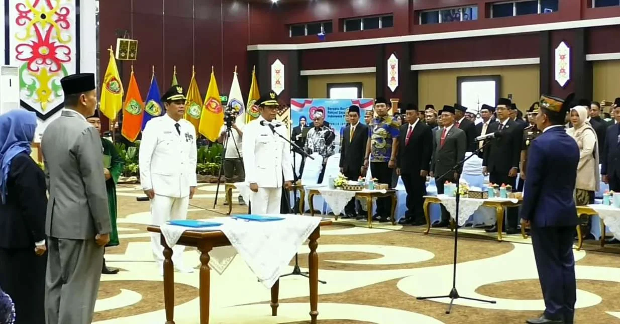 Presiden RI Melalui Gubernur Kalteng Agustiar Sabran Lantik Bupati dan Wakil Bupati Barito Utara 2025-2030 Shalahuddin - Felix Sonadie Y Tingan