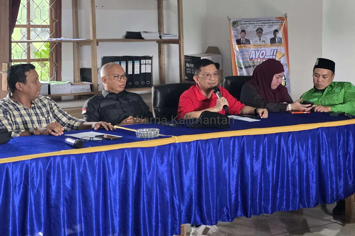 Ketua Komisi II DPRD Barito Utara Kunjungi Desa Beringin Raya Berdialog Solutif Bersama Masyarakat