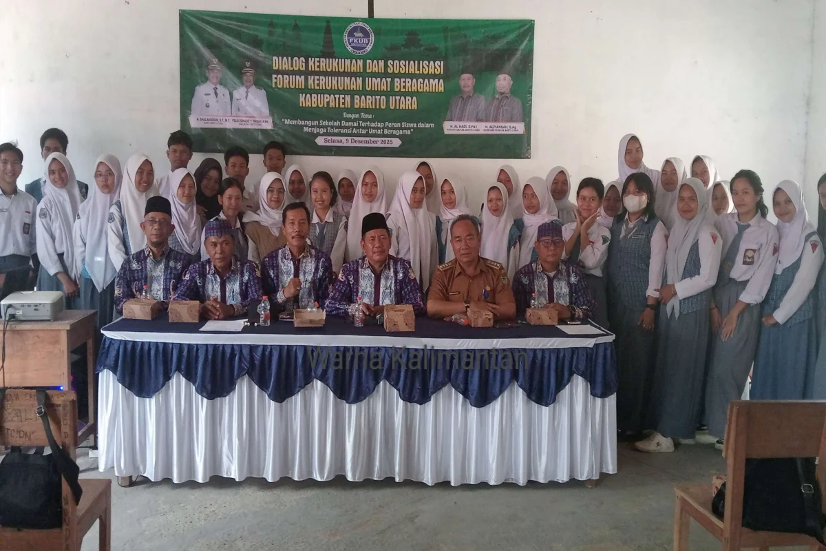 Anggota Komisi I DPRD Barito Utara dan FKUB Dialog  Moderasi Beragama di SMA 1 Lahei, Padat Materi Bermutu