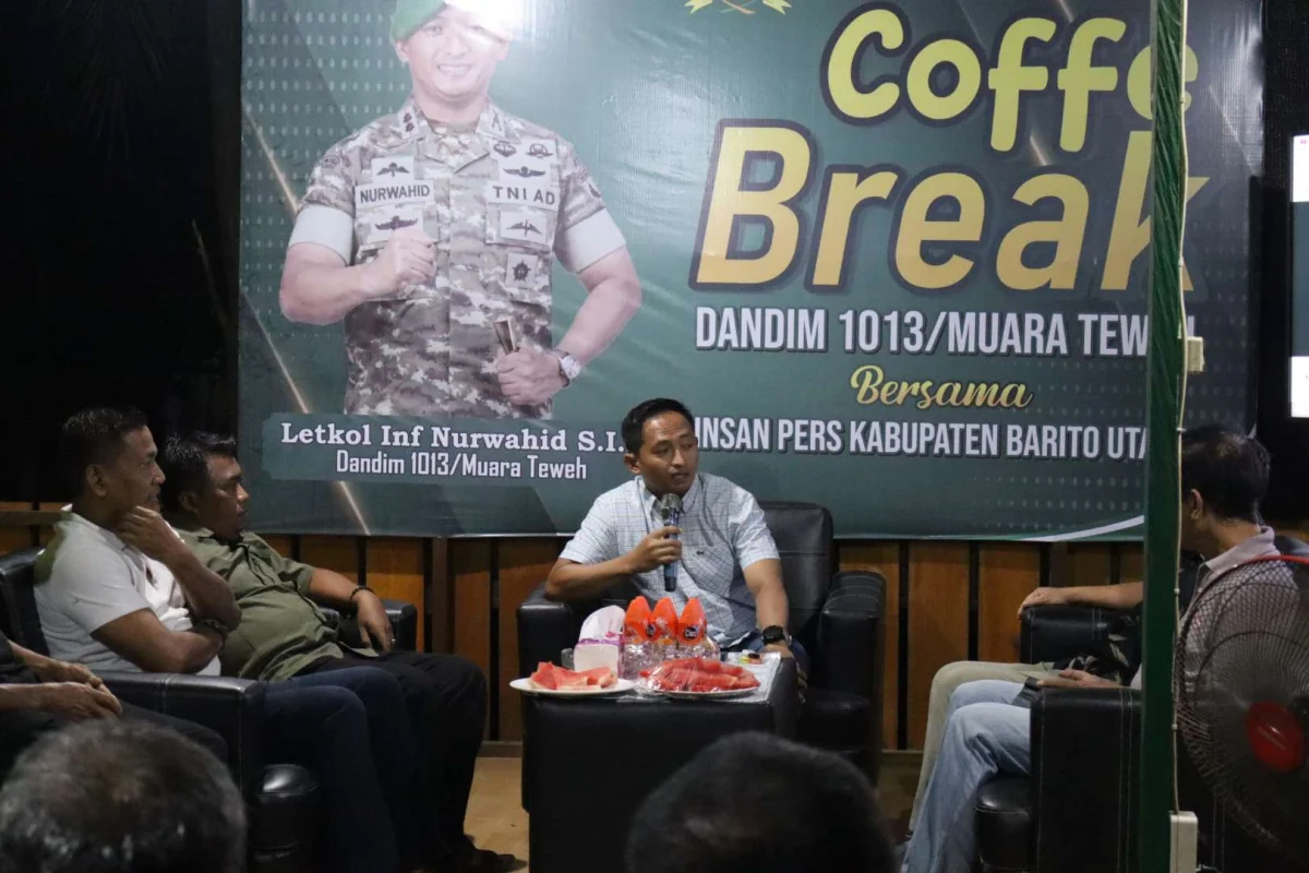 Dandim Letkol Inf Nurwahid Coffe Break Bersama Wartawan Lokal, Padukan Kekompakan Jaga Kondusifitas Daerah