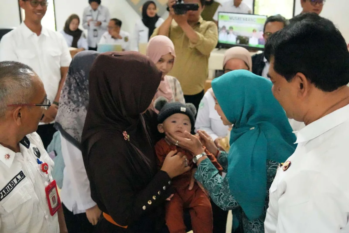Ketua TP PKK Barito Utara Hj. Maya Savitri Shalahuddin Dampingi Bupati Shalahuddin di Musrenbang Lahei