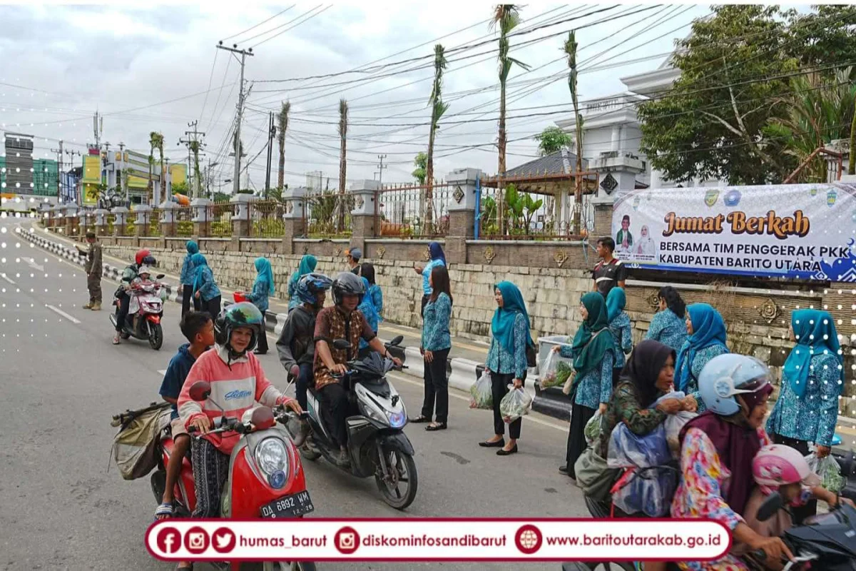 Hj. Maya Savitri Shalahuddin Pendamping Bupati Yang Proaktif