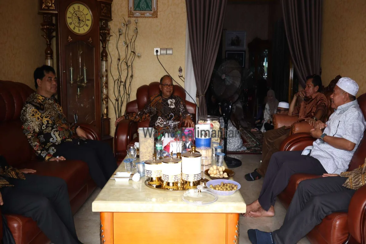 Para Pemimpin, Tokoh NU dan Tokoh Dayak Berkumpul di Rumah H. Gogo Purman Jaya