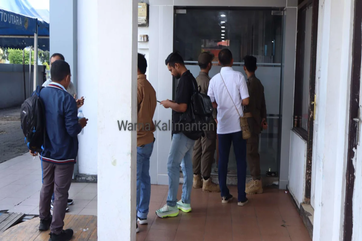 Sejumlah Wartawan Kritik Acara Pelantikan Pimpinan Tinggi Pratama Tertutup, Bupati Shalahuddin : Miskomunikasi Saja