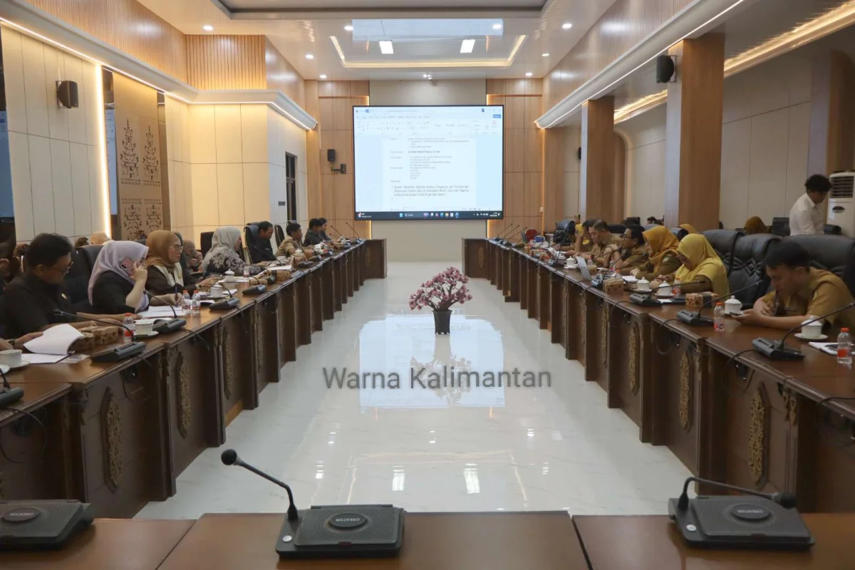 DPRD Barito Utara dan Eksekutif Rapat Pembahasan Raperda Pengakuan dan Perlindungan Masyarakat Hukum Adat